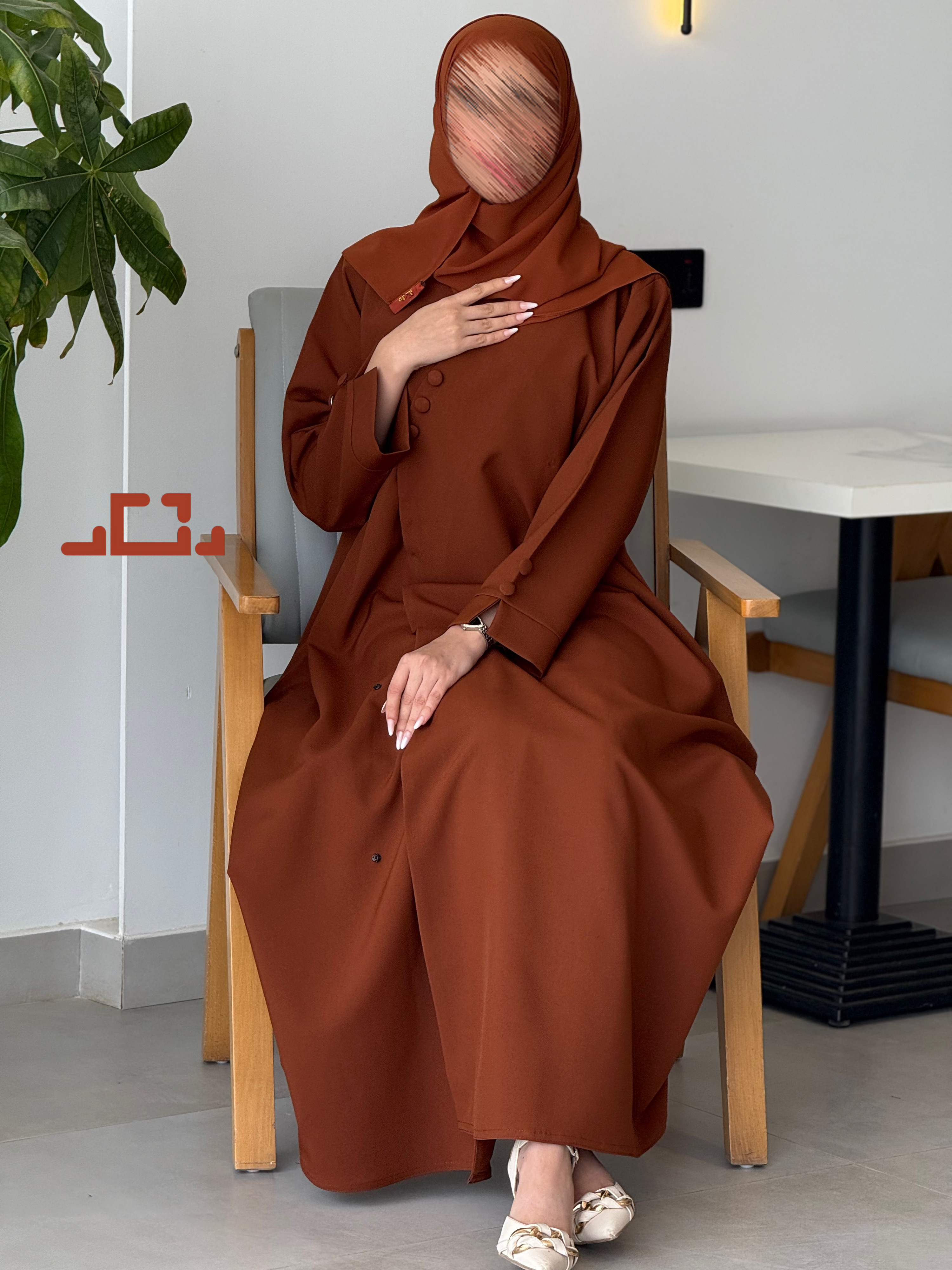 عباة عملية ويومية (بني)