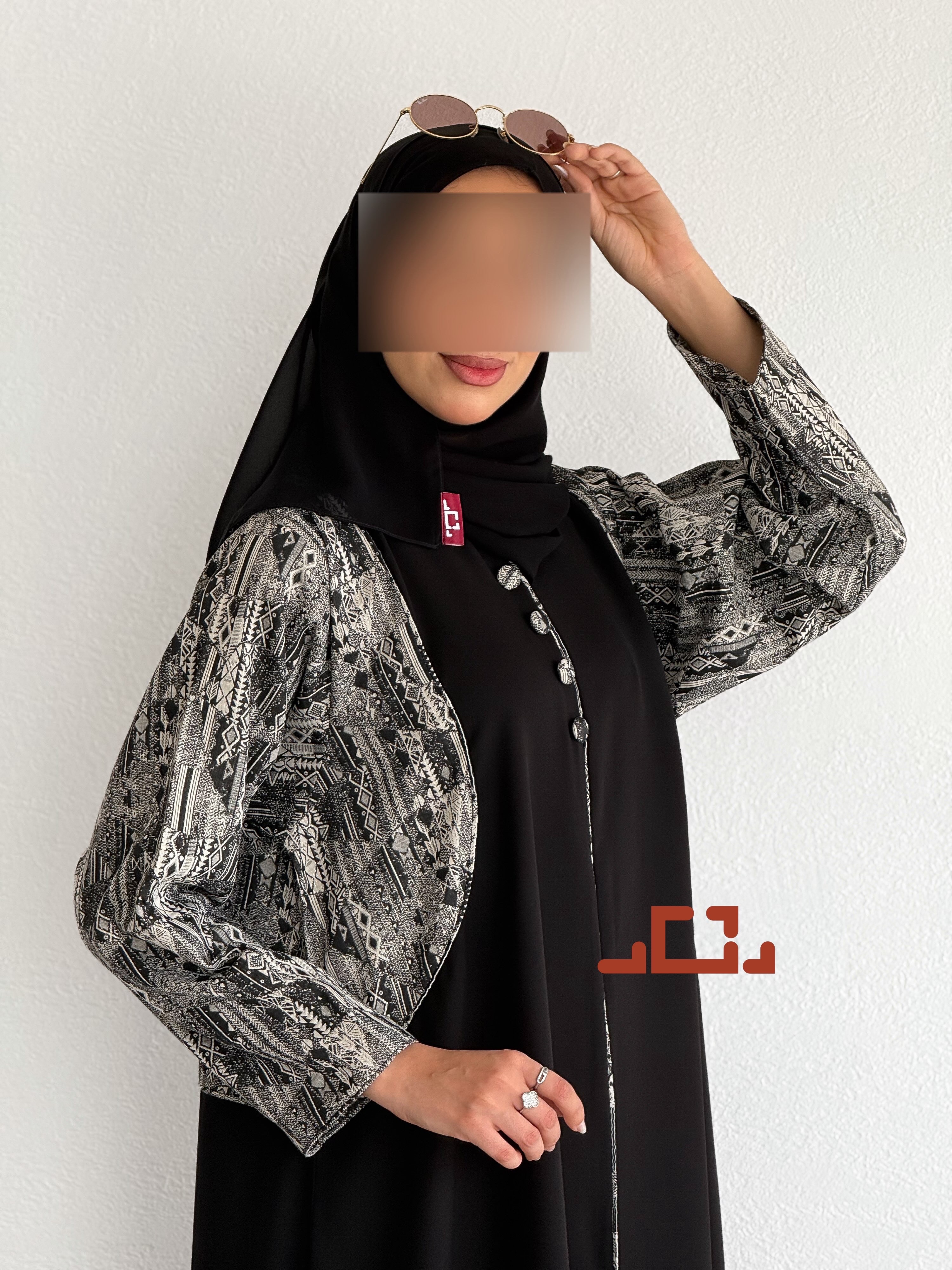 عباة دمج أقمشه بقصه عمليه