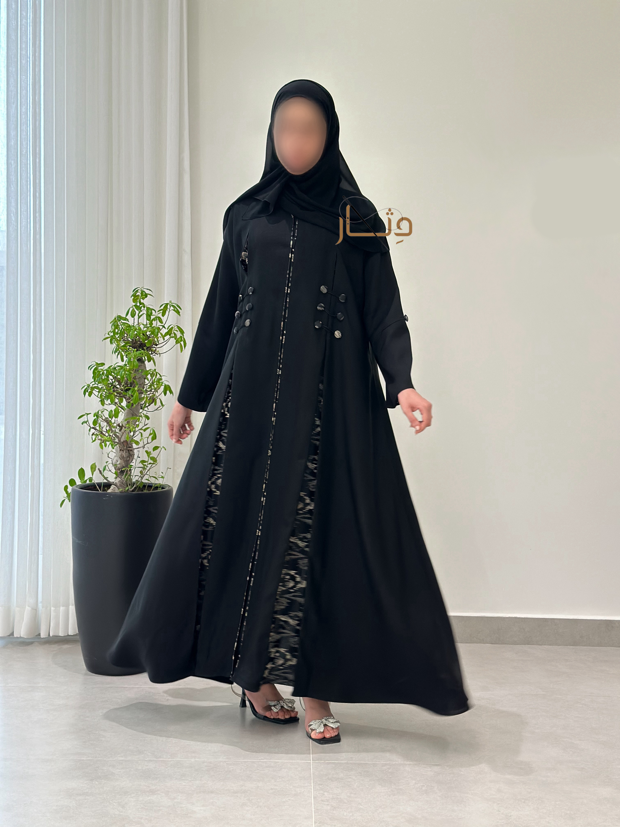 عباية دمج قماشين