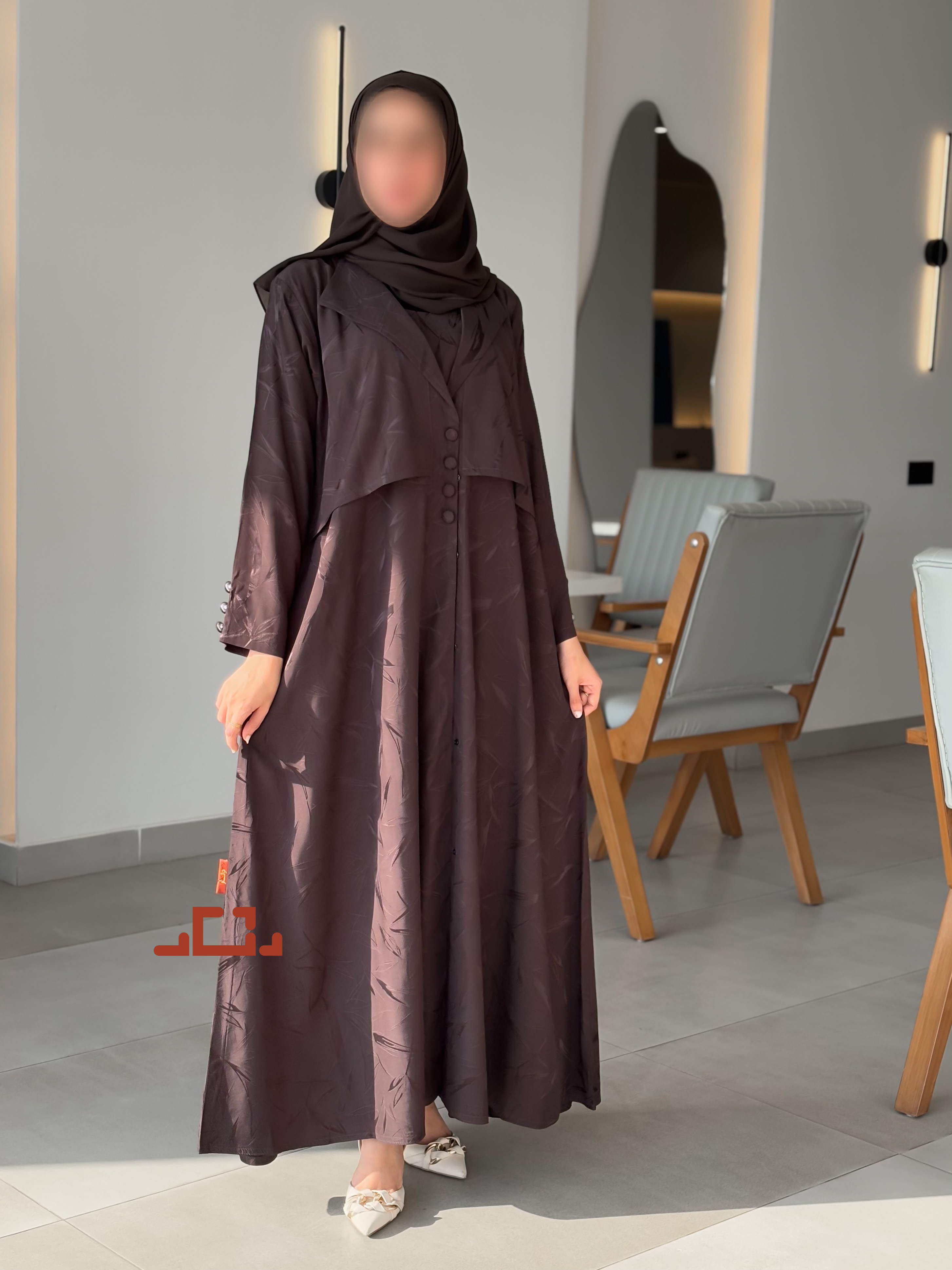 عباية بقماش مميز 