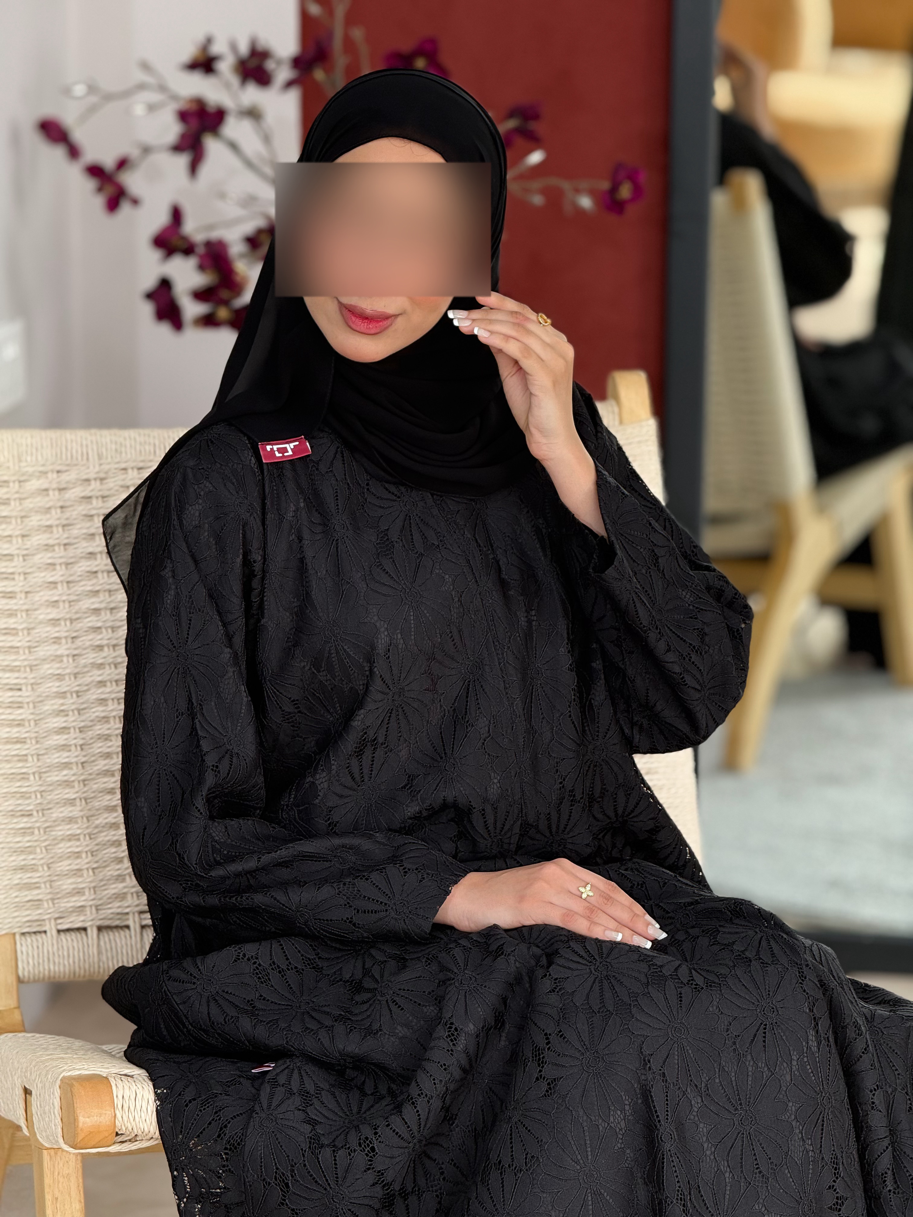 عباة الدانتيل 